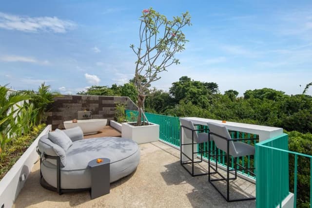 Deluxe Villa