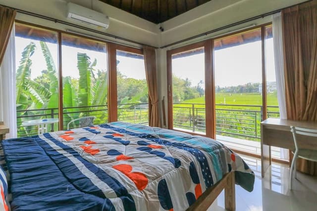 Superior Tropical Room