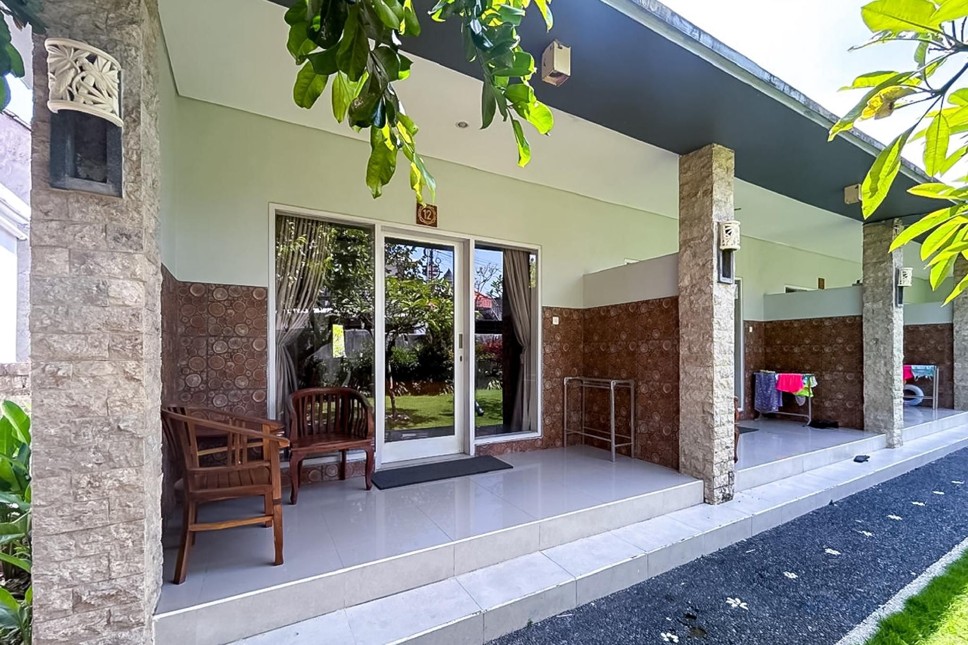 เออร์เบินวิว อาซุง ทู เกสต์เฮาส์ ติบุเบนึง (Urbanview Asung 2 Guesthouse Tibubeneng)3