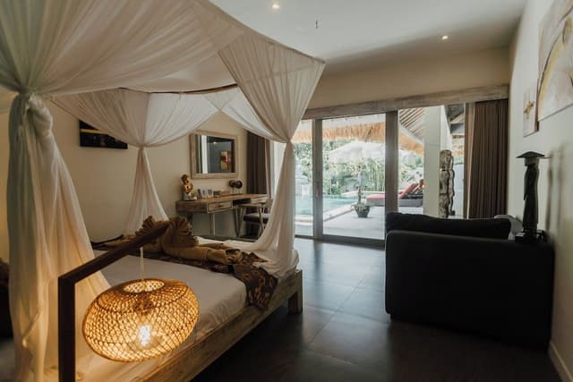 Deluxe Villa