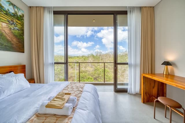Family Villa, Balcony