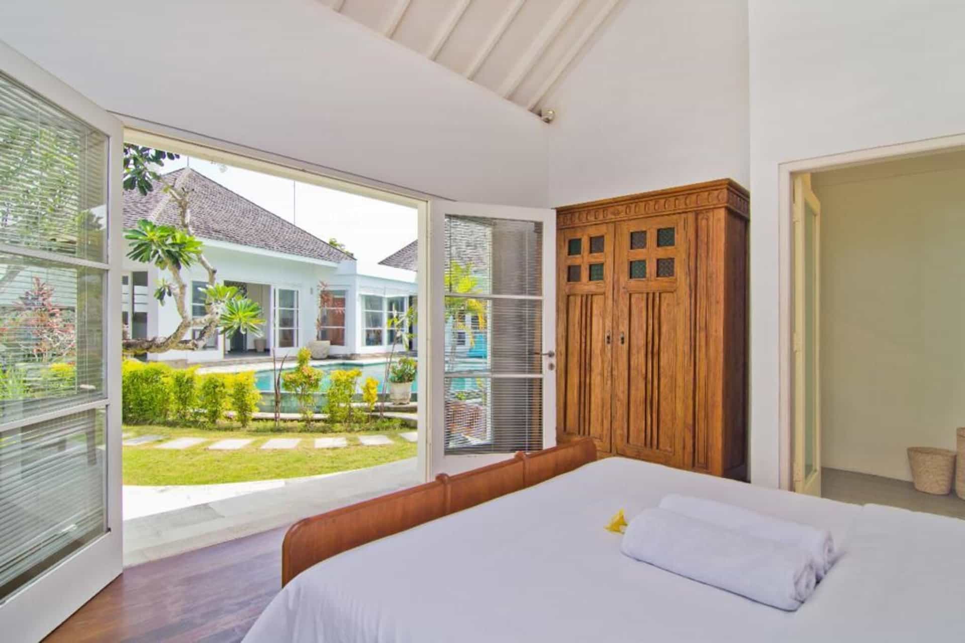 Batu Bolong Residence Batu Bolong Residence