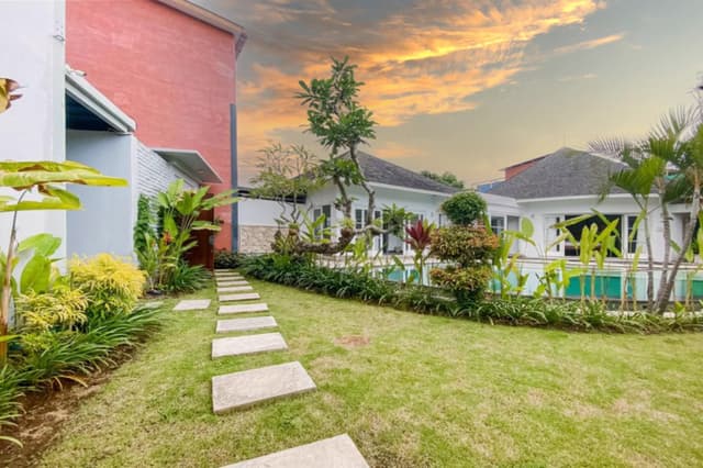 Three Bedroom Villa with Private Pool