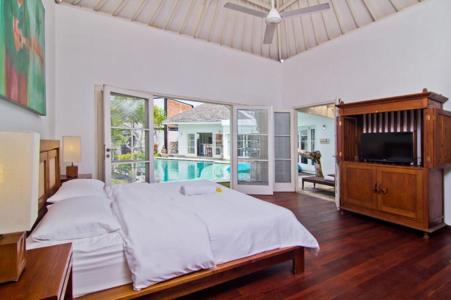 บาตู โบลอง เรสซิเดนซ์ (Batu Bolong Residence)4