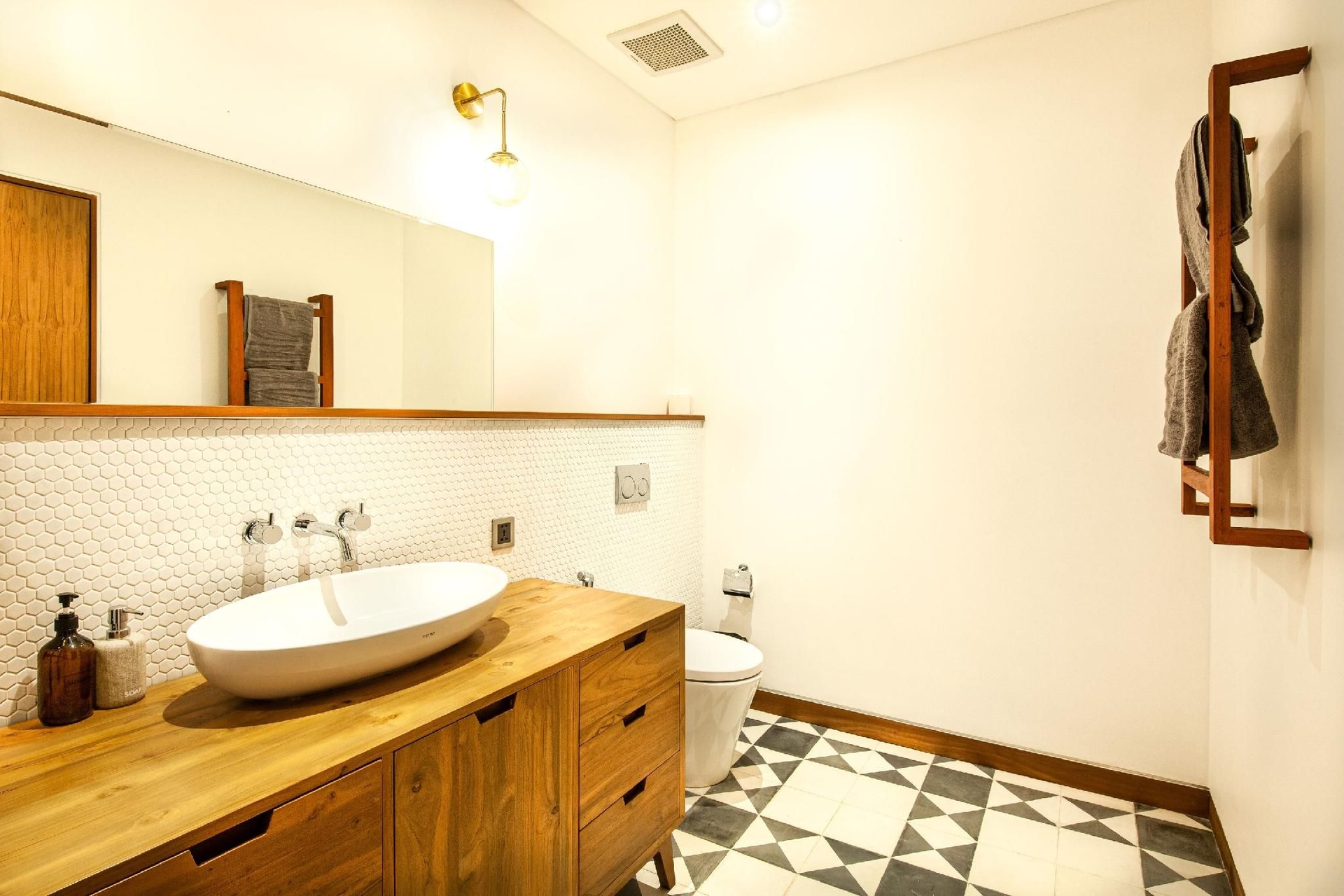 Bodhisatva in Pererenan4