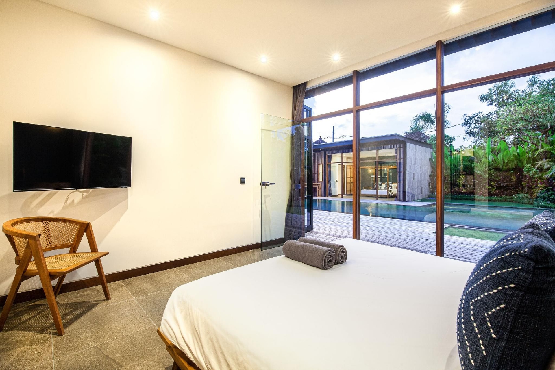 Bodhisatva in Pererenan2