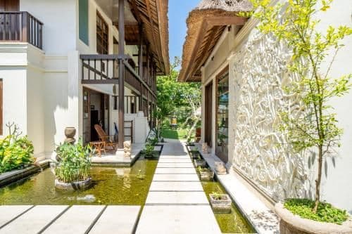 Villa Yasmine - Three-Bedroom Pool Villa with Cliff View