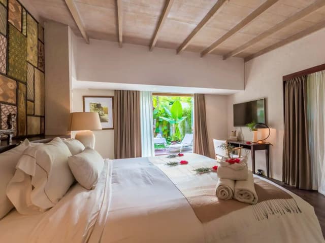 Three Bedroom Panoramic Pool Villa