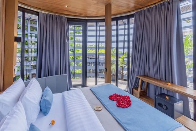Grand Cabana Rooftop Seaview (Adult Only)