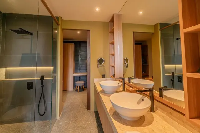 Suite Room