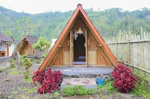 Standard Room Shared Bathroom