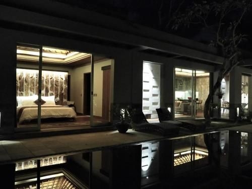 Pronoia Beach Resort3