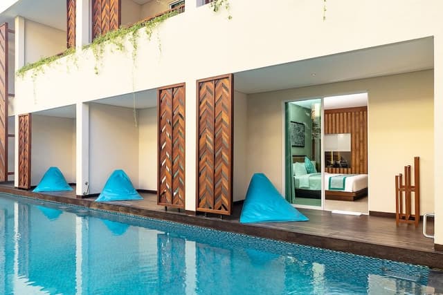 Lagoon Suite