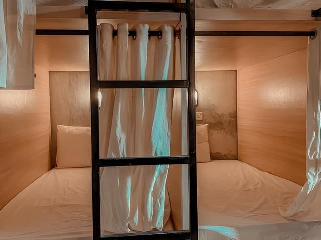 RedDoorz Bed in Mixed Dormitory (shared bathroom)