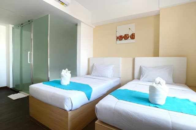 Deluxe Queen Room