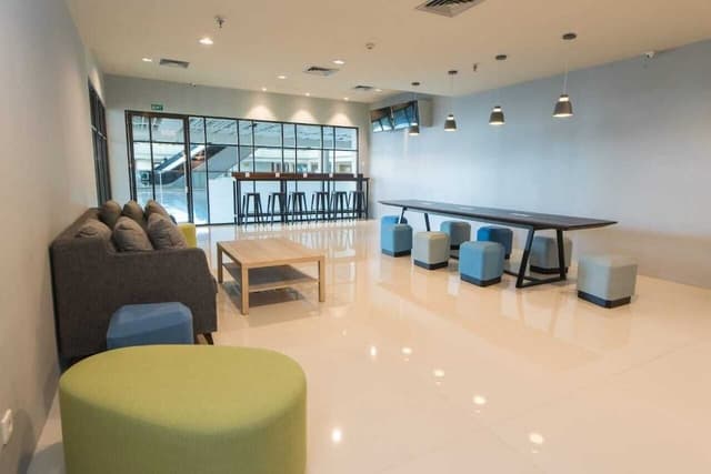 Premier Single Room