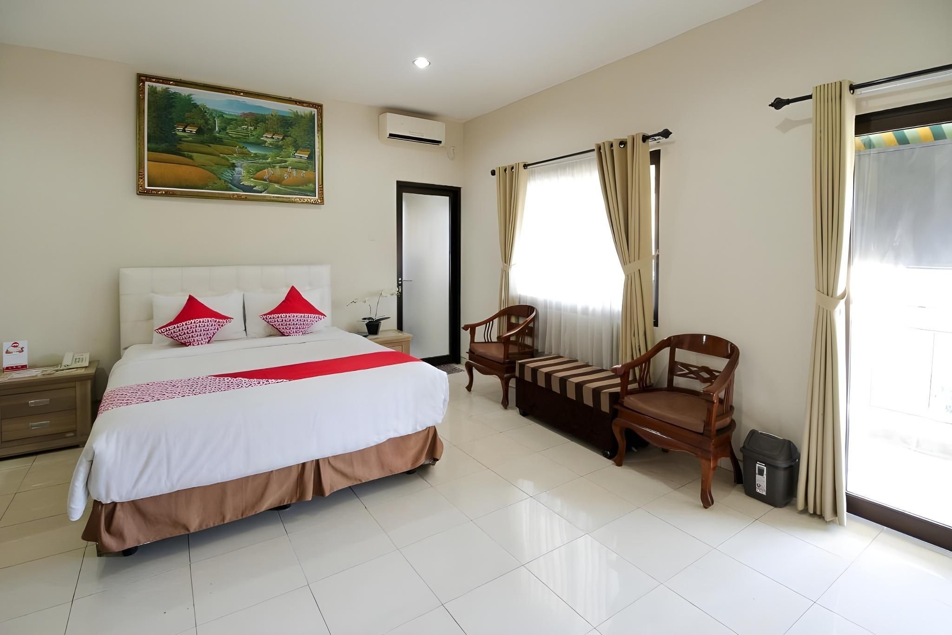 โอโย 734 ตูบัน ตอเรส แอคคอมมอเดชั่น (OYO 734 Tuban Torres Accomodation)4