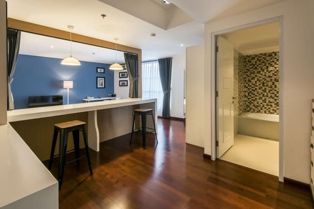 Premier Room