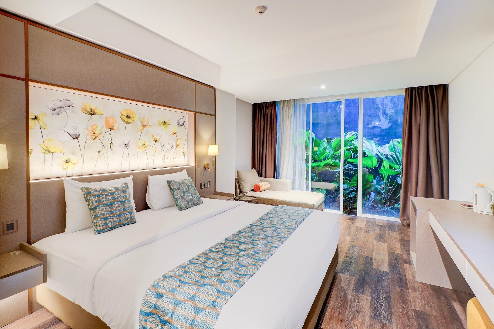 Sunday Hotel Arshika Sunset Road3