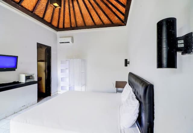 Standard Double Room, Garden View