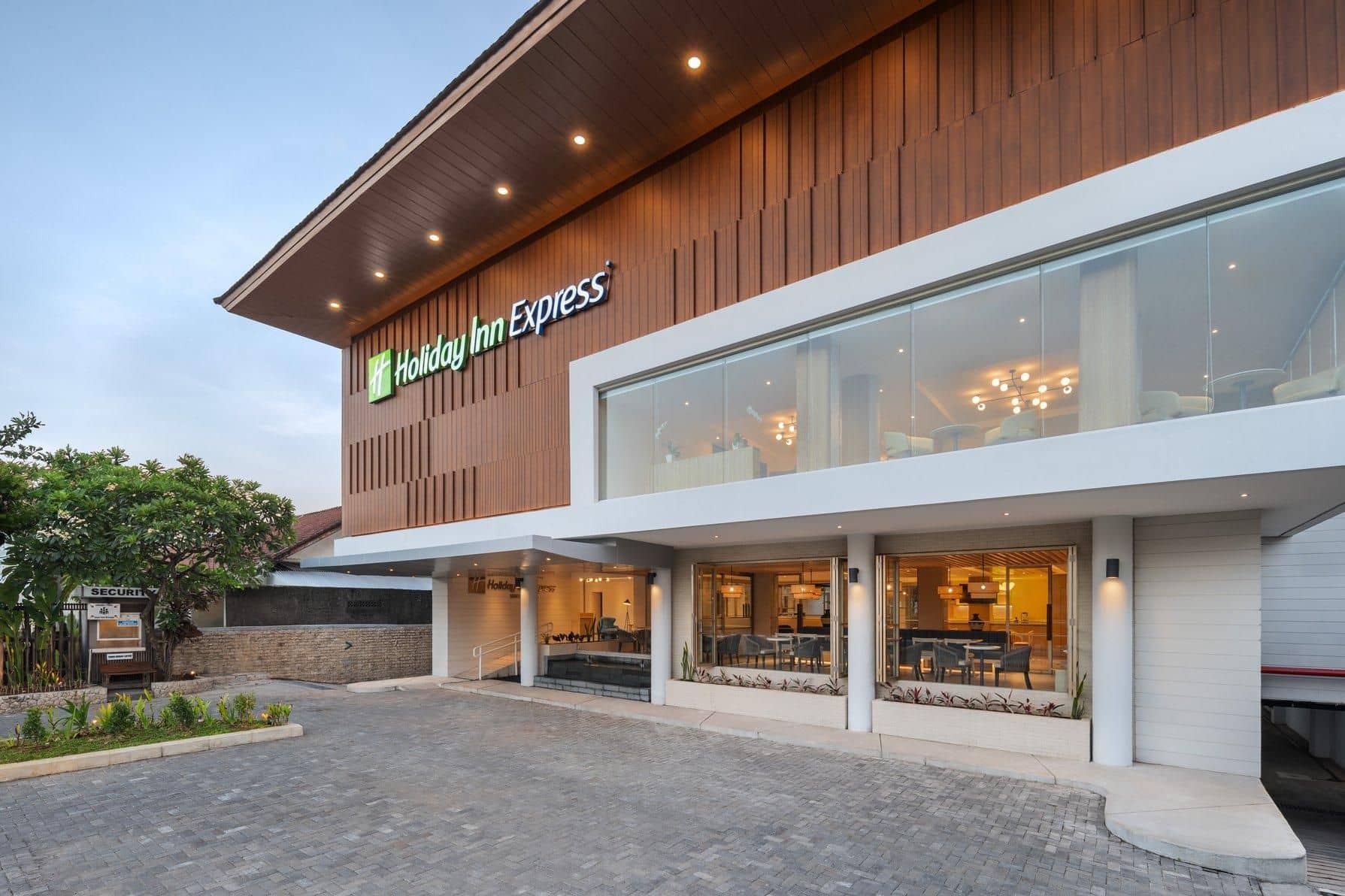 Holiday Inn Express Bali Sunset Road By IHG Holiday Inn Express Bali Sunset Road By IHG