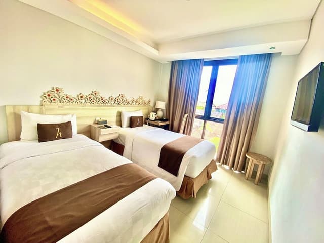 Deluxe Twin Room