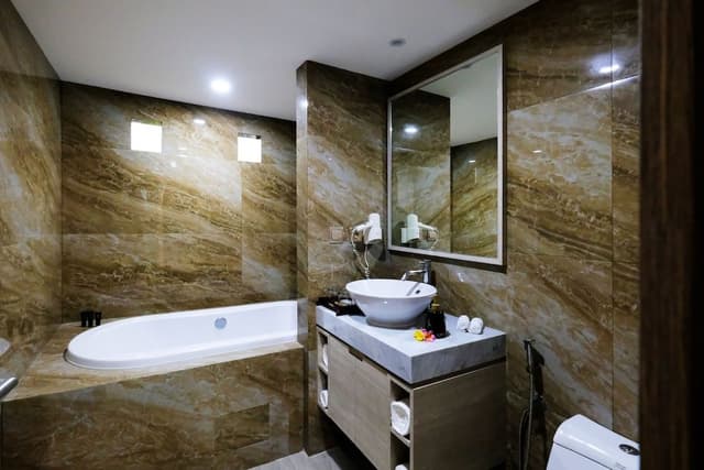 Honeymoon Studio Suite, 1 King Bed, Non Smoking, City View