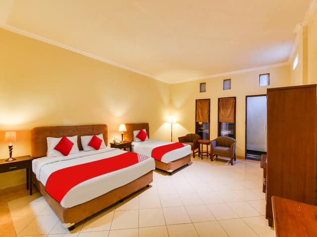 Suite Triple Room