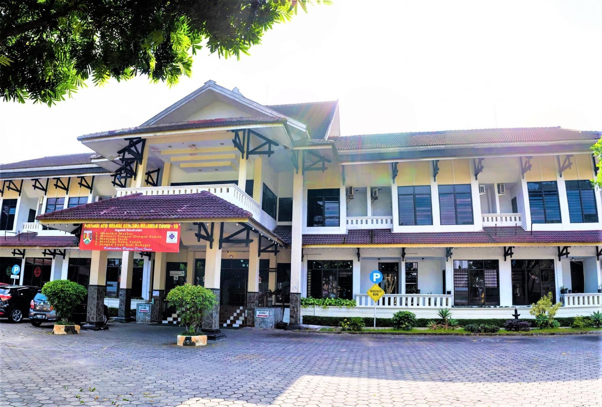 Hotel Wisata0