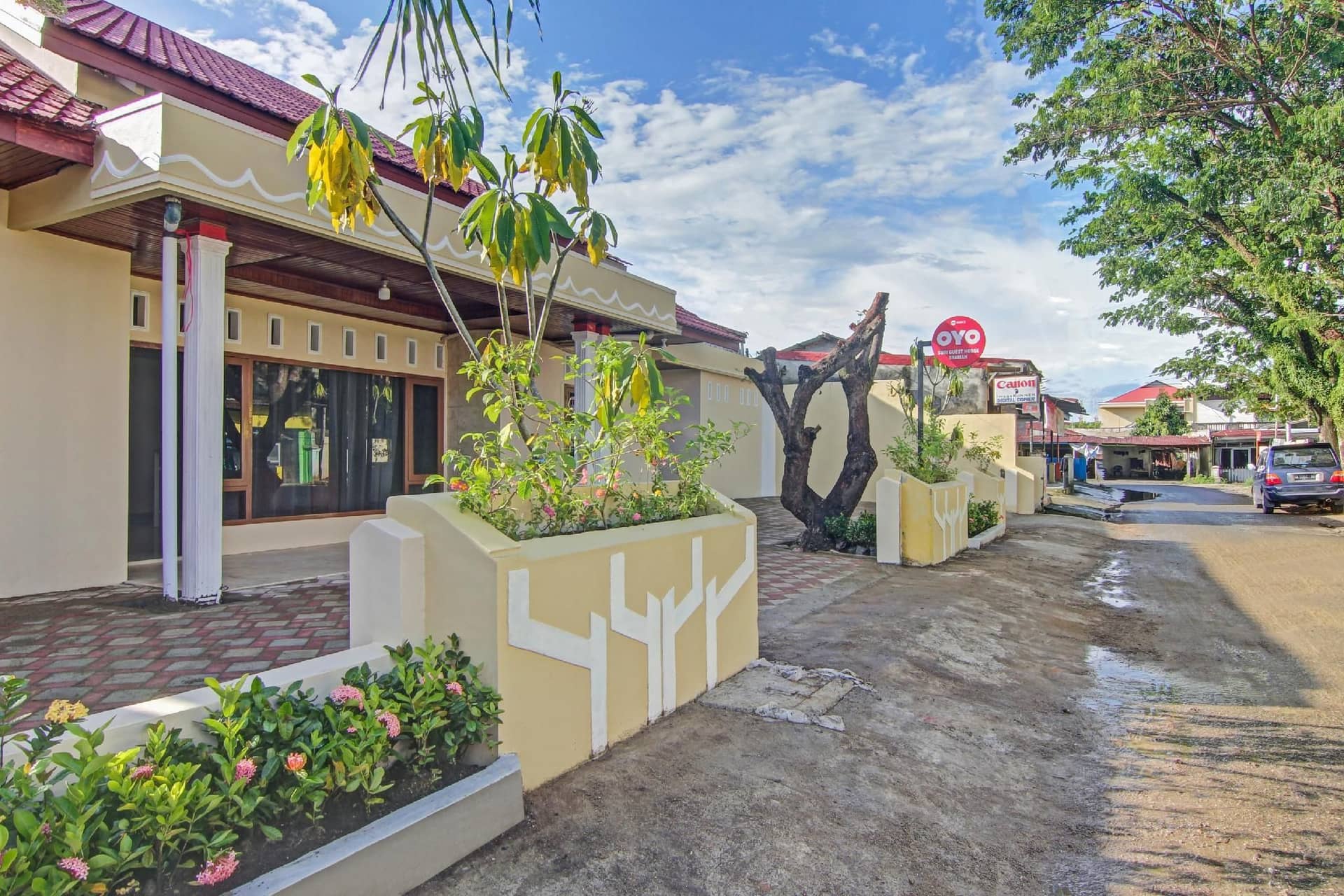 Capital O 90643 Suri Guest House Syariah Capital O 90643 Suri Guest House Syariah