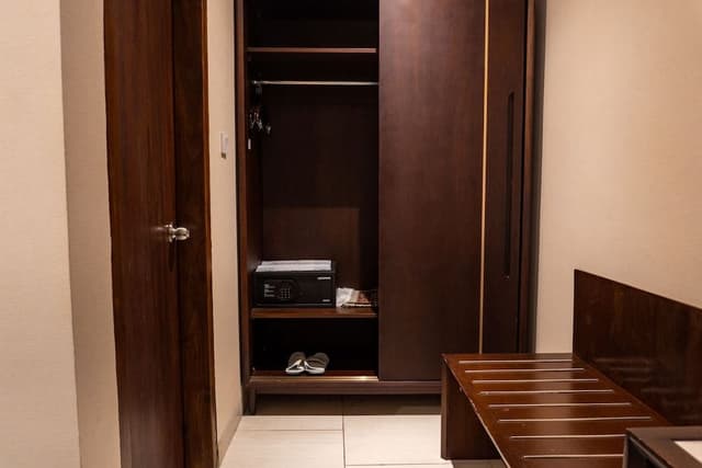 Classic Twin Room