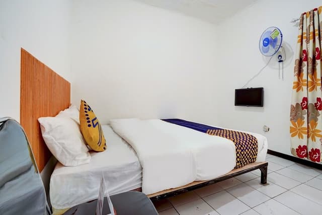 Basic Double Room