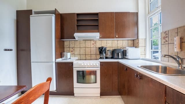 Basic Apartment