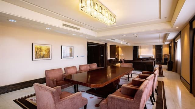 Presidential Suite