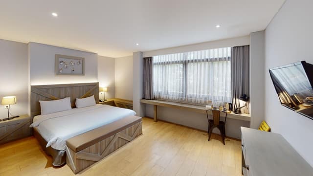 Deluxe Room Double Bed