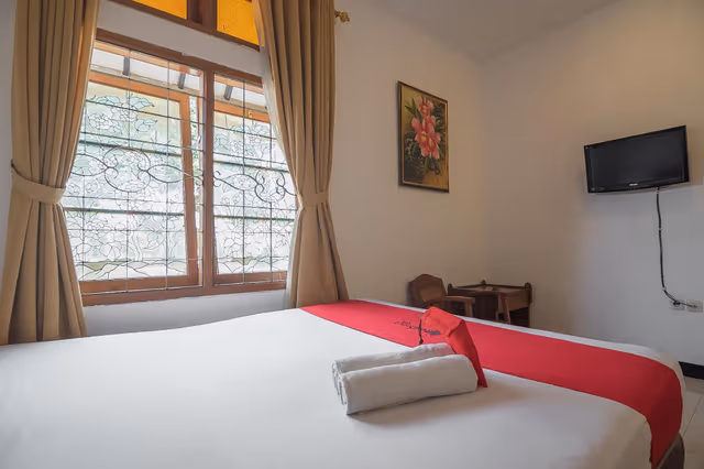 RedDoorz Room