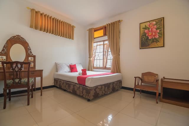 RedDoorz Room