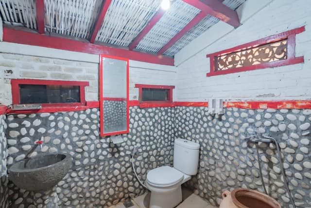 RedDoorz Room