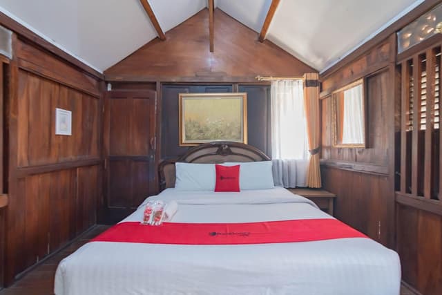RedDoorz Room