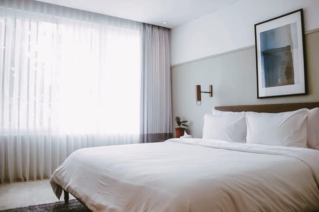 Medium Room