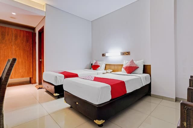 Deluxe Twin Room
