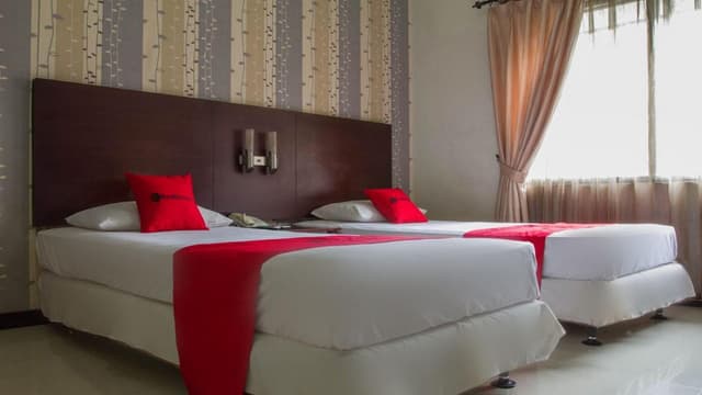 RedDoorz Room
