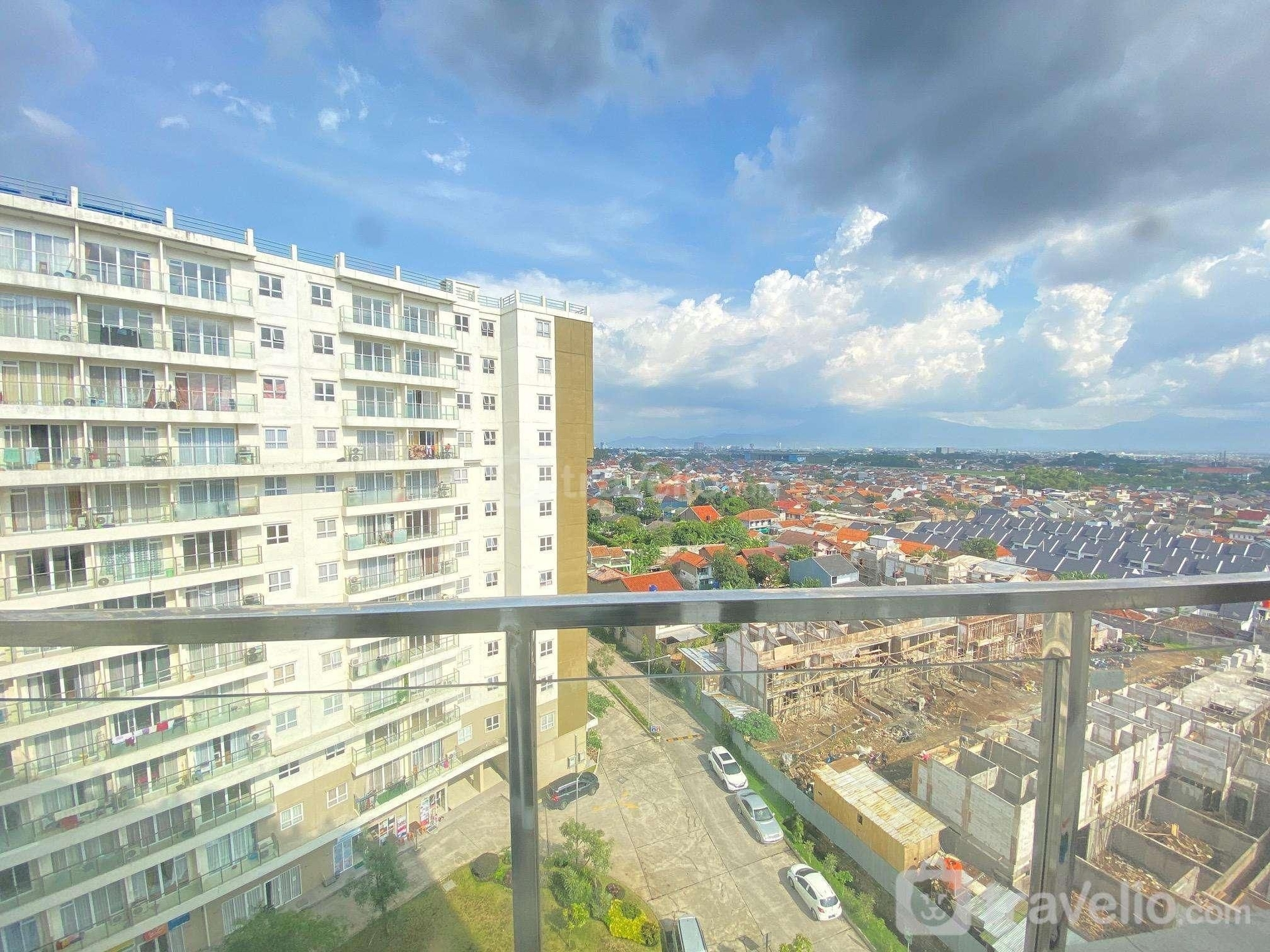 Sunnyside Studio Room at Apartment Gateway Pasteur near Exit Toll Pasteur By Travelio1
