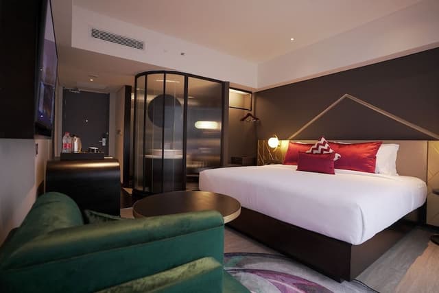Deluxe Room, 1 King Bed, Non Smoking