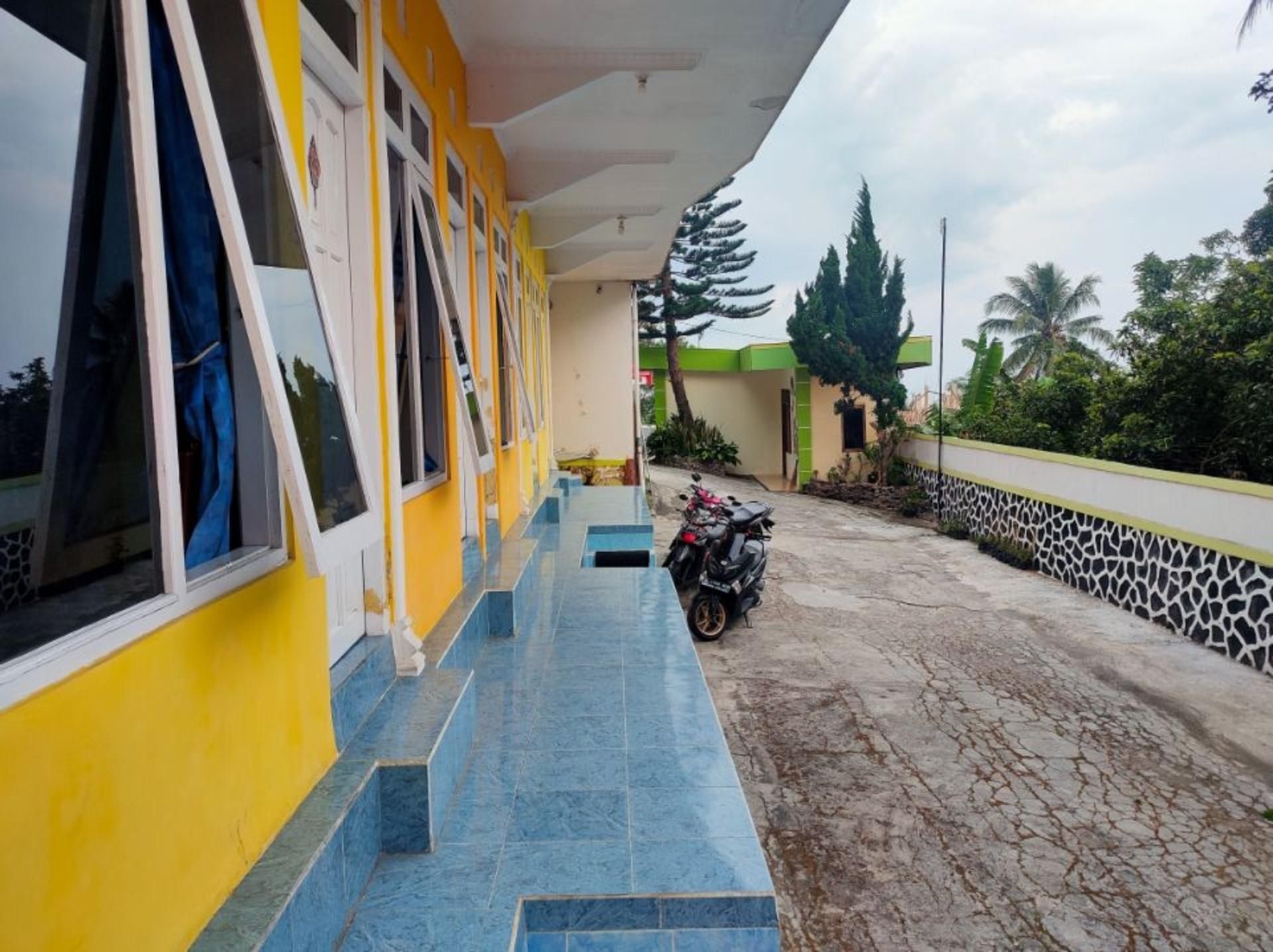 Hotel Abimanyu Bandungan1