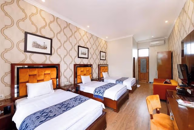 Triple Room with Balcony