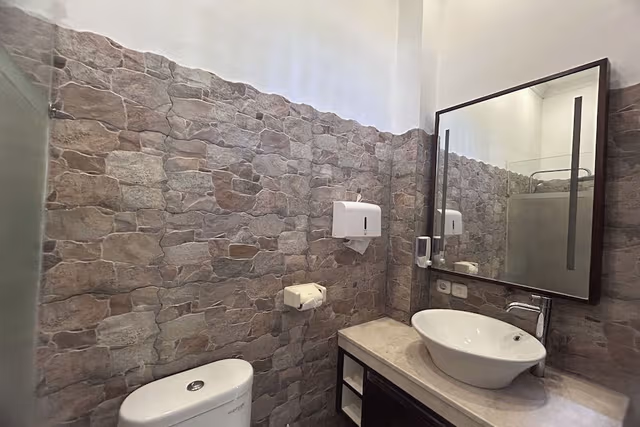 Deluxe Room with Balcony