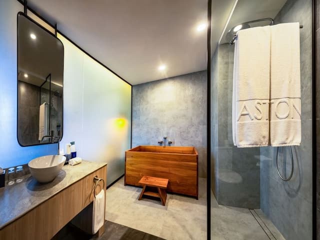 Suite (Ofuro)