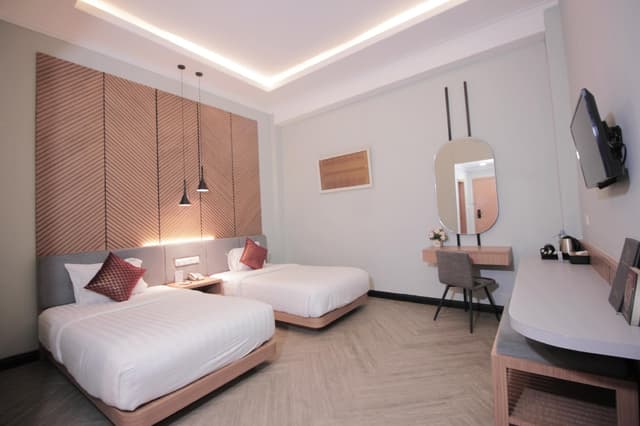 Grand Deluxe Twin Room
