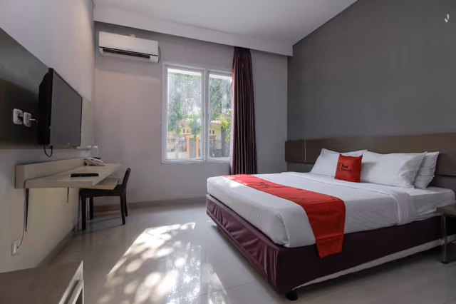 RedDoorz Room